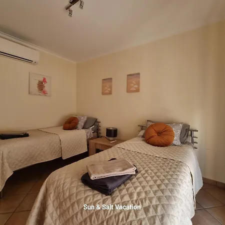 De Tavira Gomeira 2 Bedroom 1st Floor 300 M To The Boats アパート カバナス・デ・タビラ