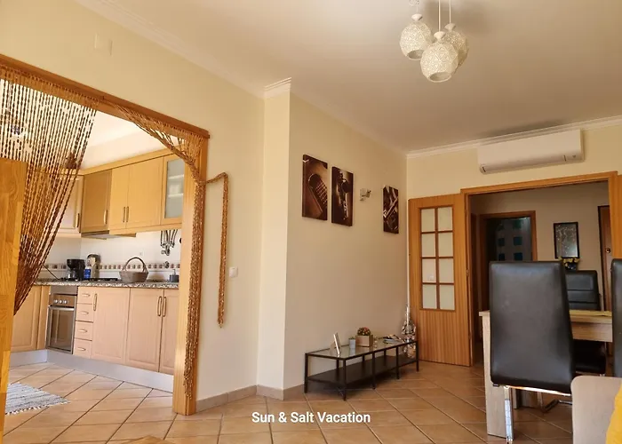 De Tavira Gomeira 2 Bedroom 1st Floor 300 M To The Boats *