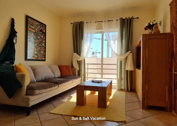 De Tavira Gomeira 2 Bedroom 1st Floor 300 M To The Boats