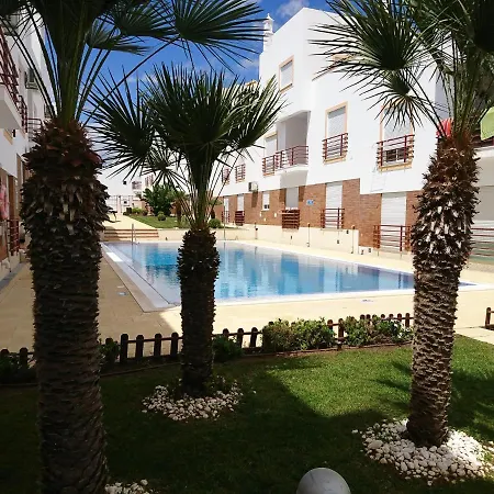 De Tavira Gomeira 2 Bedroom 1st Floor 300 M To The Boats *