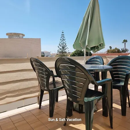 De Tavira Gomeira 2 Bedroom 1st Floor 300 M To The Boats *