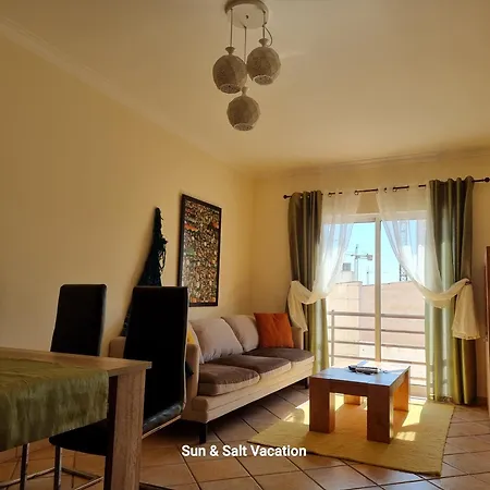 De Tavira Gomeira 2 Bedroom 1st Floor 300 M To The Boats Cabanas De Tavira